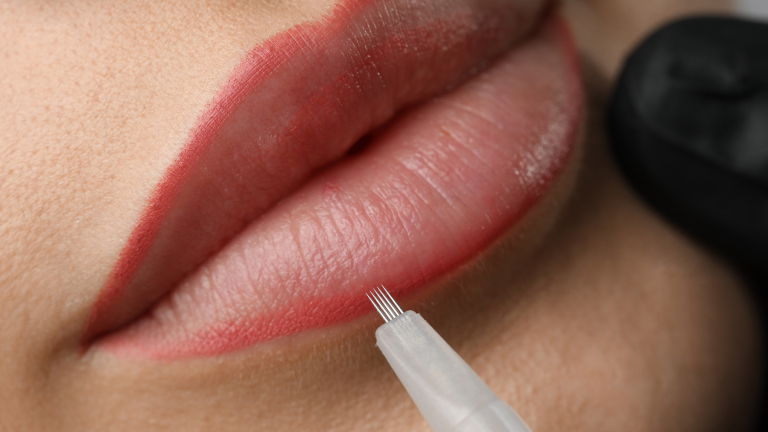 Permanent Make Up Lippen Vorzeichnung